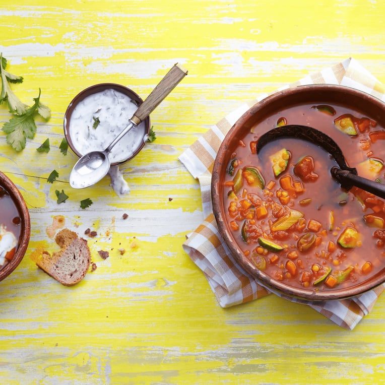 cover for Linsen-Curry-Topf mit Koriander-Joghurt